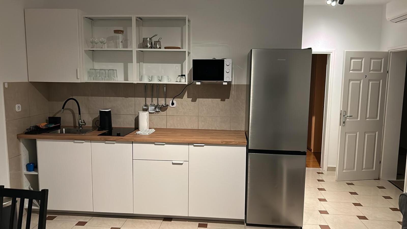 Oasis Blue Lägenhet Primošten Exteriör bild